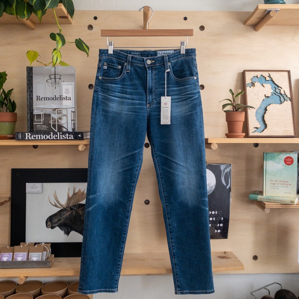 AG NWT The Isabelle High-Rise Crop Jeans 29”